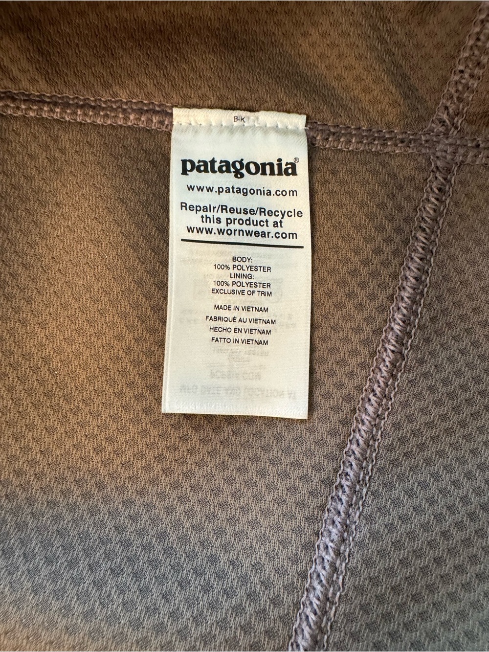 Patagonia -Woman’s Classic Retro-X Sherpa Jacket - Picture 4 of 5